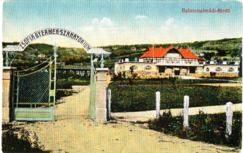 Fájl:ZsofiaGy 03.png