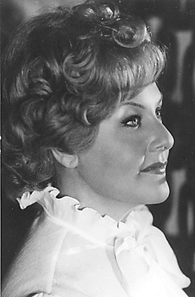 Fájl:Sz Agai Karola.jpg