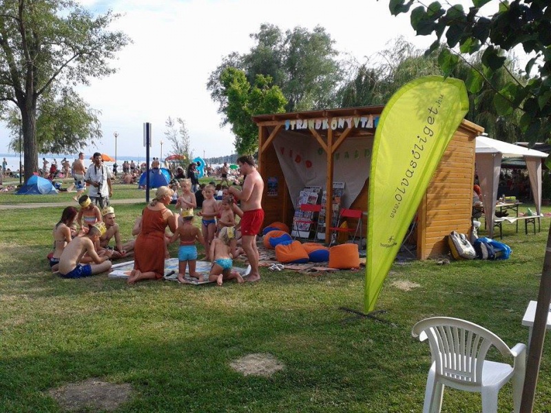 Fájl:Strandkonyvtar 04.jpg