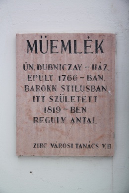 Emlektabla Dubniczay.JPG